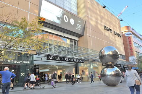 Adelaide's Best Walking Tour - Accommodation Gladstone 0