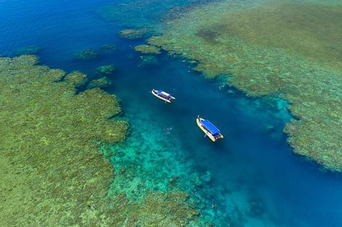 Ocean Rafting Tour To Whitehaven Beach, Hill Inlet Lookout & Top Snorkel Spots - Accommodation Gladstone 23