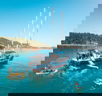 2 night Whitsunday Islands Cruise on Atlantic Clipper from Airlie Beach - Accommodation Gladstone
