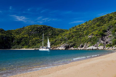 Full-Day Adventure Sailing Experience: Circumnavigate Magnetic Island - Accommodation Gladstone 0