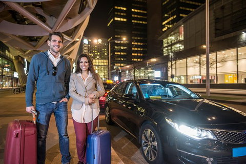 Cairns Airport (CNS) Departure Transfer (Port Douglas Hotels To Cairns Airport) - Accommodation Gladstone 2