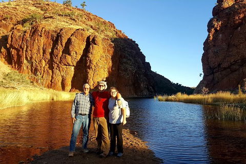 West MacDonnell Ranges Small-Group Full-Day Guided Tour - Accommodation Gladstone 10