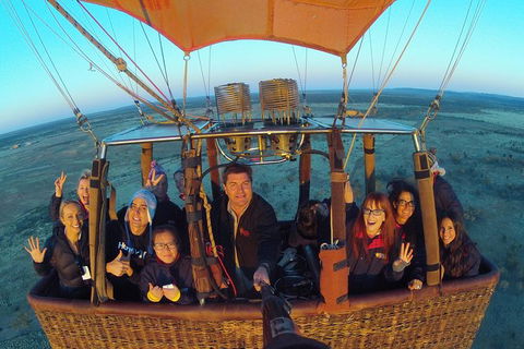 Early Morning Ballooning In Alice Springs - Accommodation Gladstone 3
