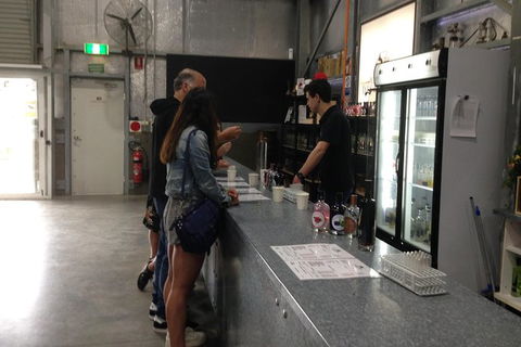 Hunter Valley Private Tour Including Wine, Chocolate, Cheese, Vodka, Gin Tasting - Accommodation Gladstone 22