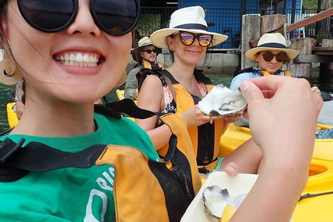 Batemans Bay Oyster Tasting Kayak Tour - Accommodation Gladstone 2