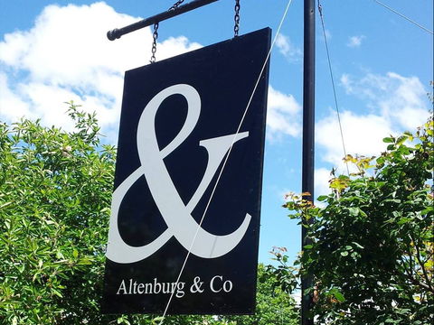 Altenburg And Co - Accommodation Gladstone 1