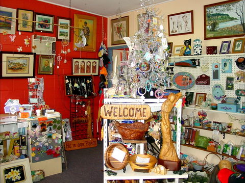 Country Brushstrokes - Accommodation Gladstone 0