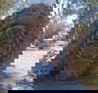 Jindera Pioneer Cairn - Accommodation Gladstone