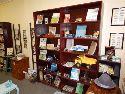 Meri Collectables - Accommodation Gladstone 0