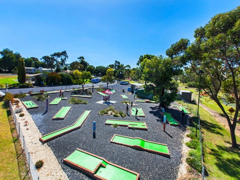 Naracoorte Mini Golf - Accommodation Gladstone 1