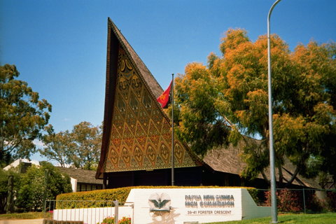 Papua New Guinea, High Commission Of - Accommodation Gladstone 1