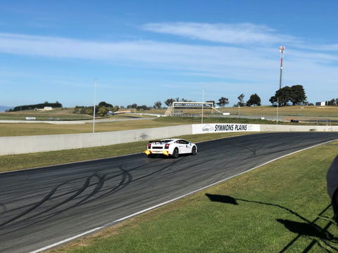 Performance Driving Australia -  Supercar Experience - Accommodation Gladstone 2