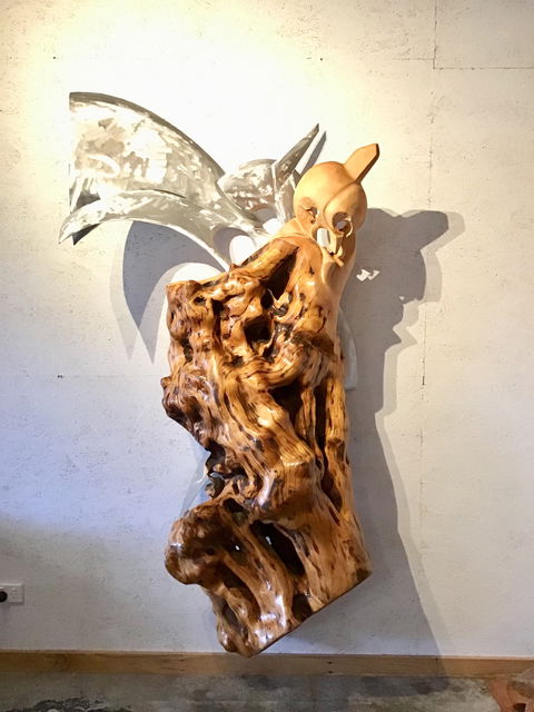 Sculptured Gallery - Accommodation Gladstone 1
