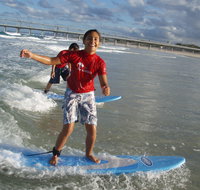 Surf In Paradise - Accommodation Gladstone