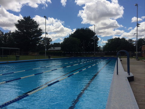 Yass Olympic Swimming Pool - Accommodation Gladstone 1