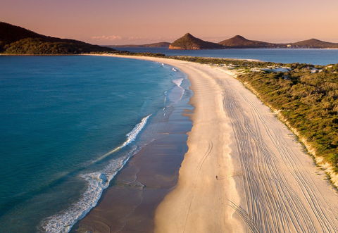 Bennetts Beach - Accommodation Gladstone 0