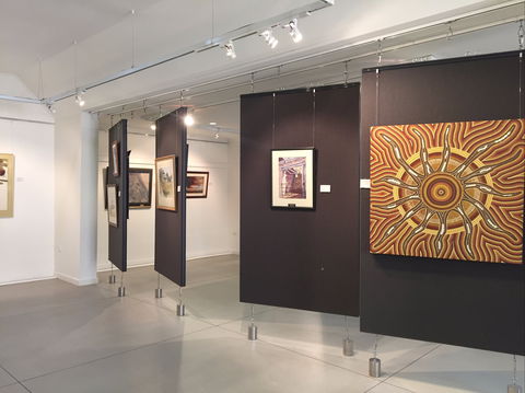Kernewek Lowender Art Prize Collection - Accommodation Gladstone 2