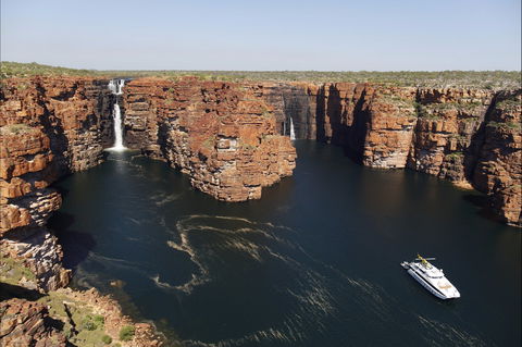 King George Falls - Accommodation Gladstone 0