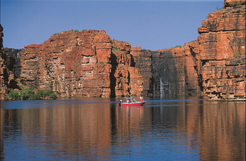 King George Falls - Accommodation Gladstone 2