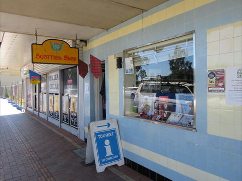 Maclean Scottish Shop - Accommodation Gladstone 1
