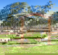 Old Injune Cemetery - Accommodation Gladstone