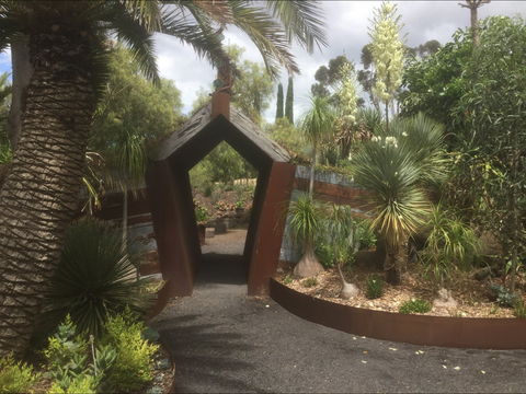 Roraima Nursery And Cafe - Accommodation Gladstone 0