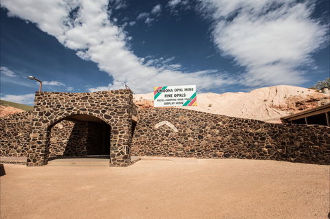 Umoona Opal Mine And Museum - Accommodation Gladstone 0