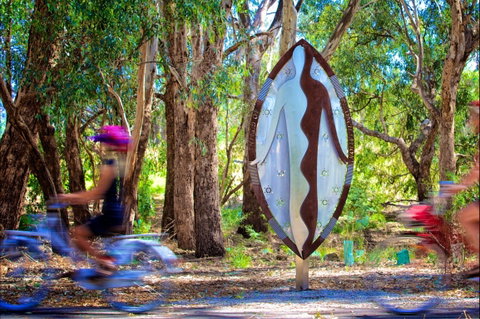 Wagirra Trail And Yindyamarra Sculpture Walk - Accommodation Gladstone 0