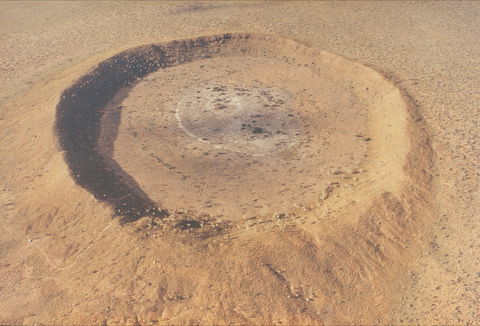Wolfe Creek Crater National Park - Accommodation Gladstone 0