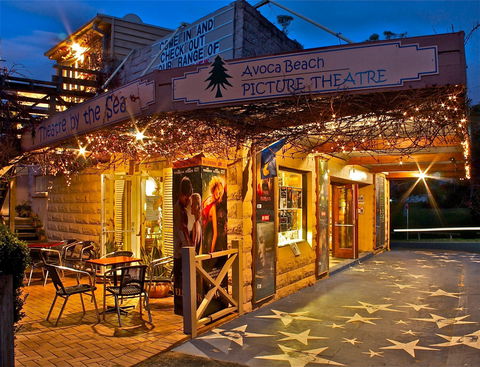 Avoca Beach Picture Theatre - Accommodation Gladstone 0