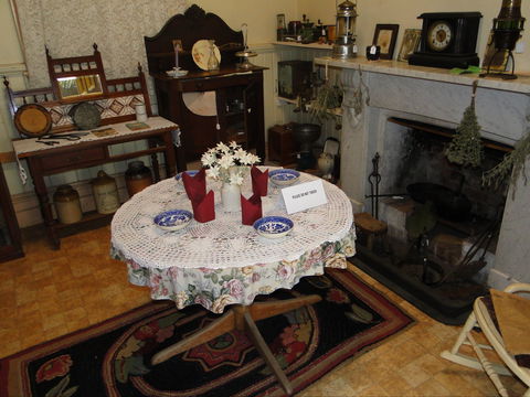 Bright Museum - Accommodation Gladstone 2