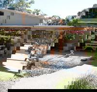 Marion Rosetzky Gallery - Accommodation Gladstone