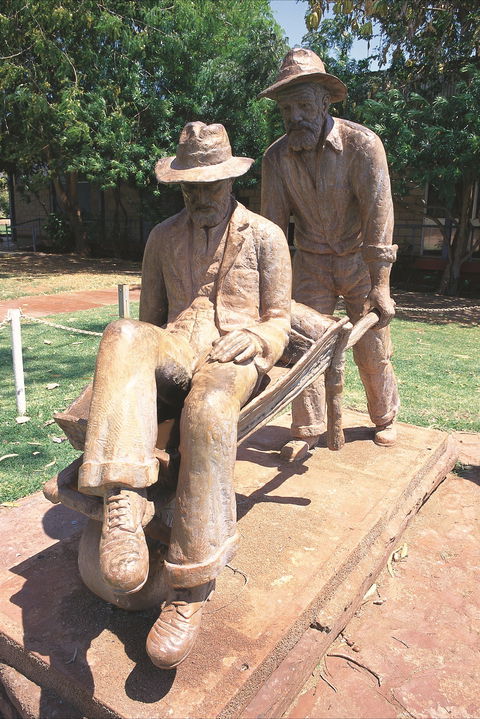 Russian Jack Memorial - Accommodation Gladstone 0