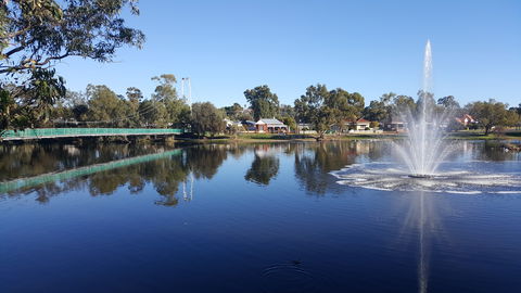 Suspension Bridge - Accommodation Gladstone 2