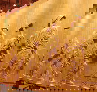 The Wall in the Wilderness - Accommodation Gladstone