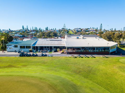 Yamba Golf And Country Club - Accommodation Gladstone 0