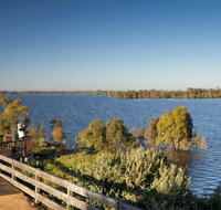 Yanga Lake Viewing Deck - Accommodation Gladstone