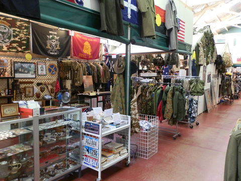 AAA Army Surplus And Collectables - Accommodation Gladstone 0