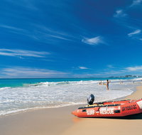 Broadbeach - Accommodation Gladstone