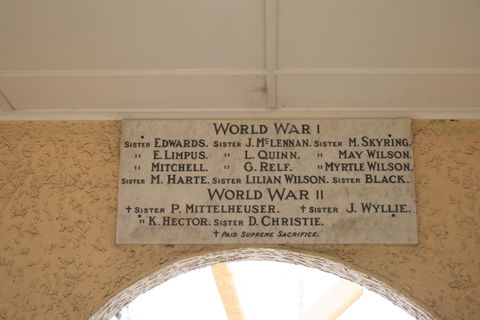 Bundaberg War Nurses Memorial And Park - Accommodation Gladstone 1