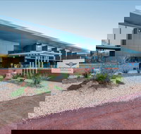 Charleville Royal Flying Doctor Service Visitor Centre - Accommodation Gladstone