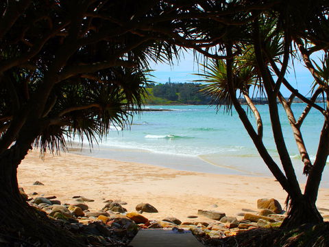 Convent Beach - Accommodation Gladstone 0