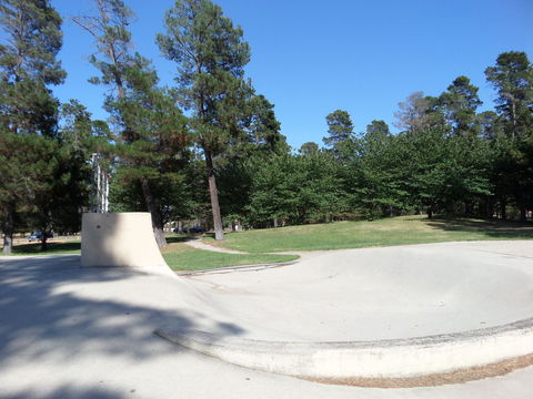 Fadden Pines Playground - Accommodation Gladstone 1