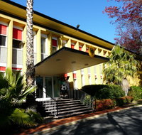 Germany Embassy of - Accommodation Gladstone