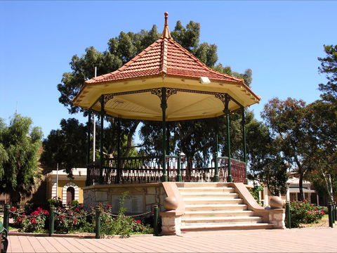 Gladstone Square - Accommodation Gladstone 0