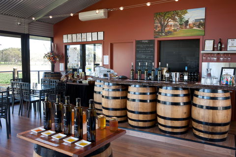 Newman's Horseradish Farm And Rusticana Wines - Accommodation Gladstone 2