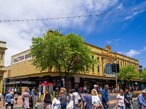 Orange City Centre - Accommodation Gladstone 0
