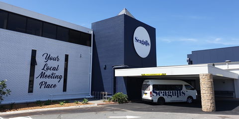 Seagulls Club - Accommodation Gladstone 0
