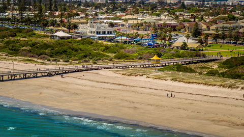 Semaphore Beach - Accommodation Gladstone 0