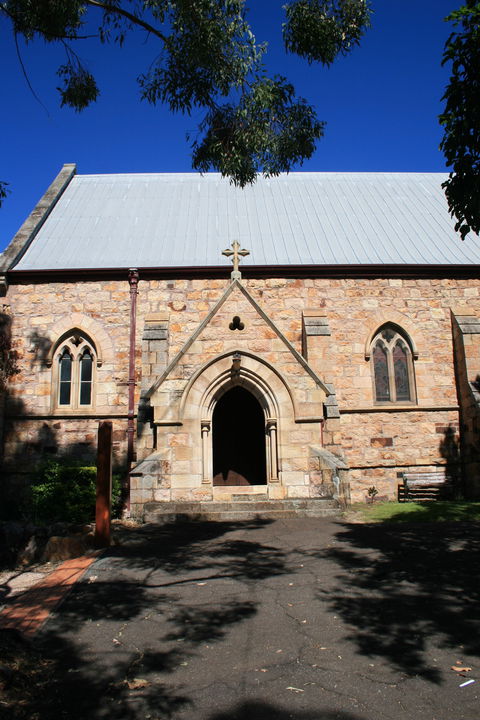 St Marys Anglican Church, Memorial Chapel - Accommodation Gladstone 2